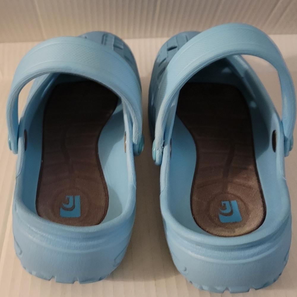 Cloggens Clogs - Picture 7 of 8